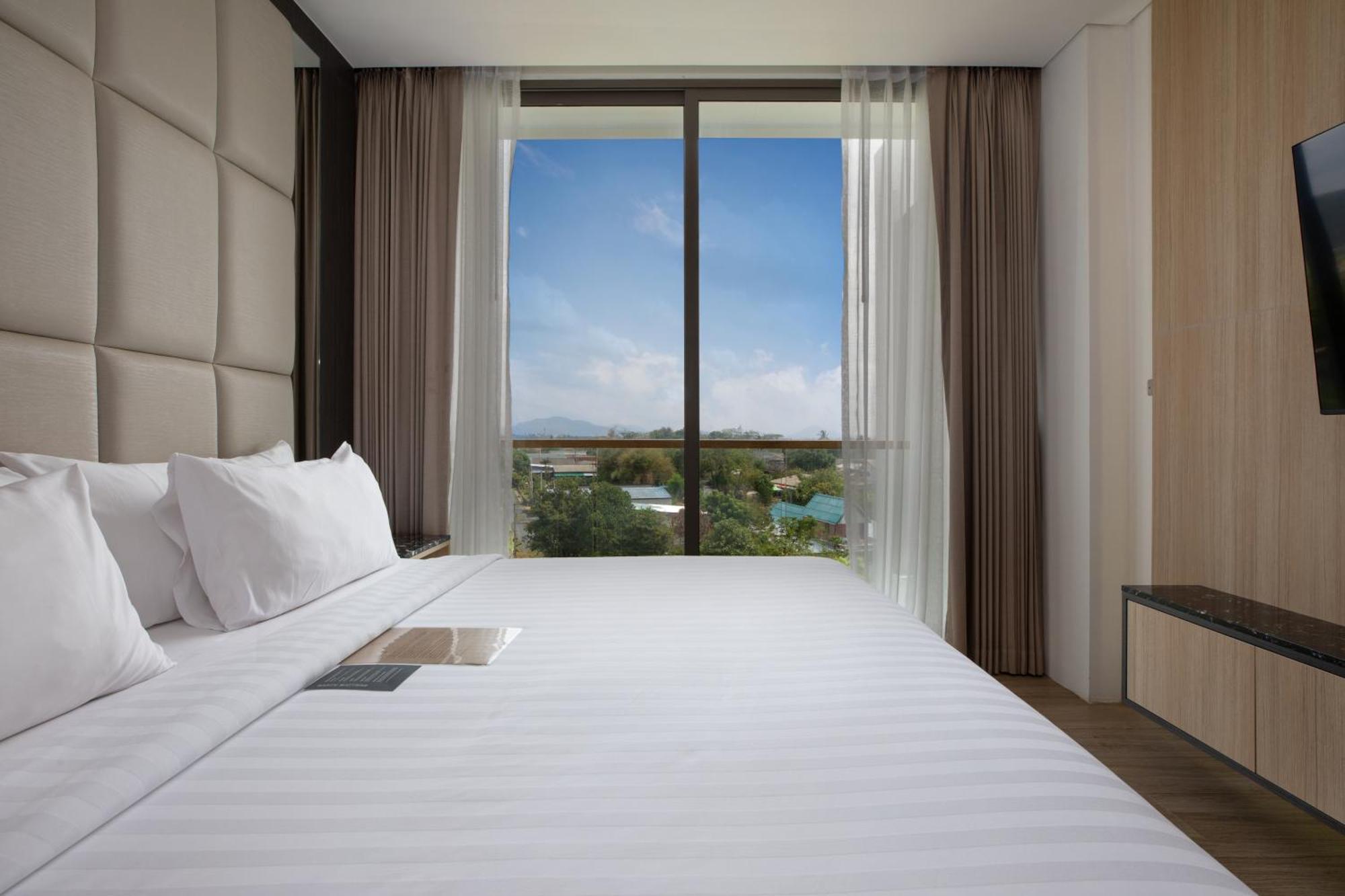 Elite Atoll Serviced Apartments Phuket Rawai Exterior photo