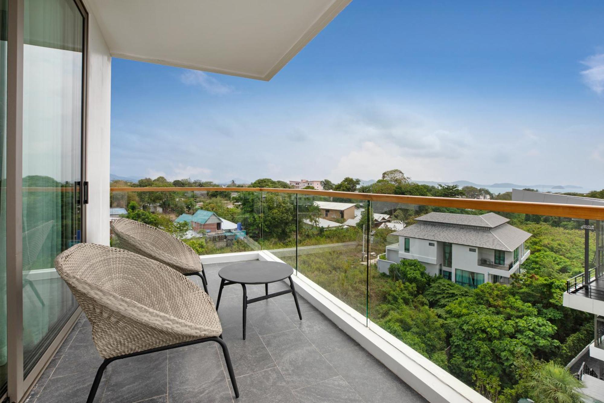 Elite Atoll Serviced Apartments Phuket Rawai Exterior photo